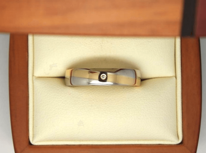 Two tone men's engagement ring