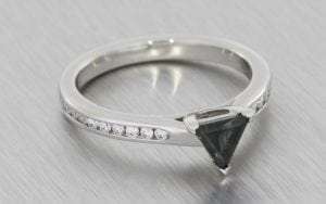 Trillion sapphire engagement ring - Portfolio