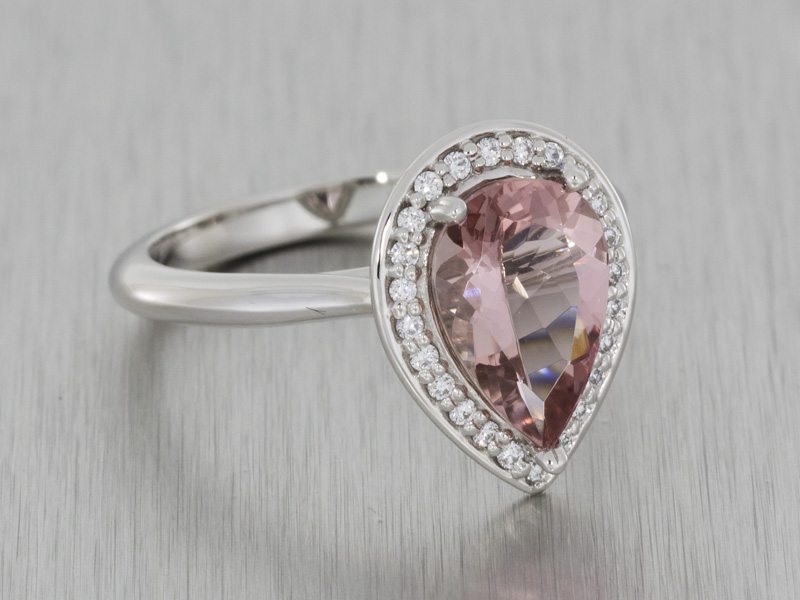 It’s All Going Pear-Shaped: Why Pear-Shaped Stones Are Trending for Custom Engagement Rings